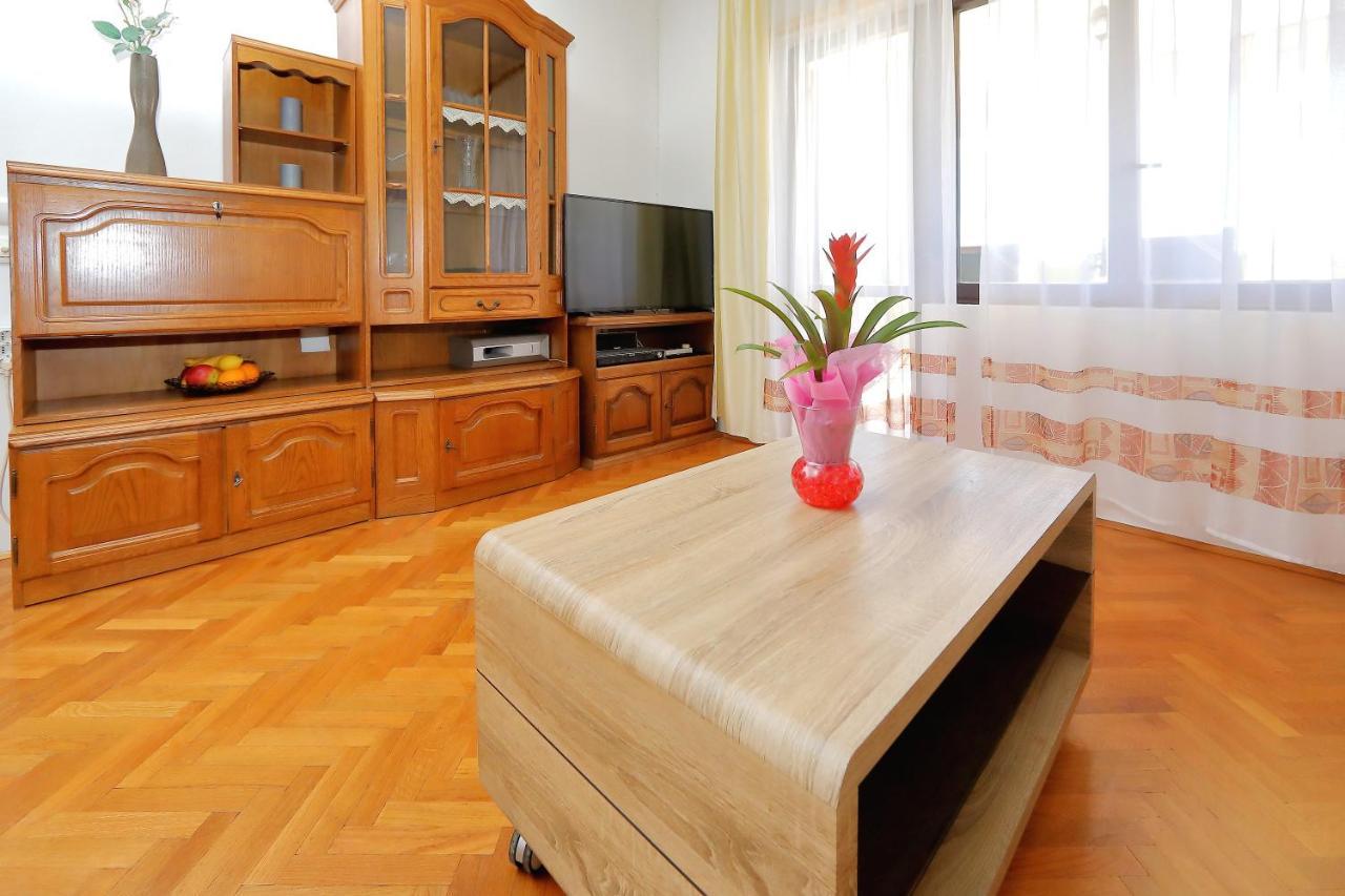 Apartmani Bruno 比比涅 外观 照片