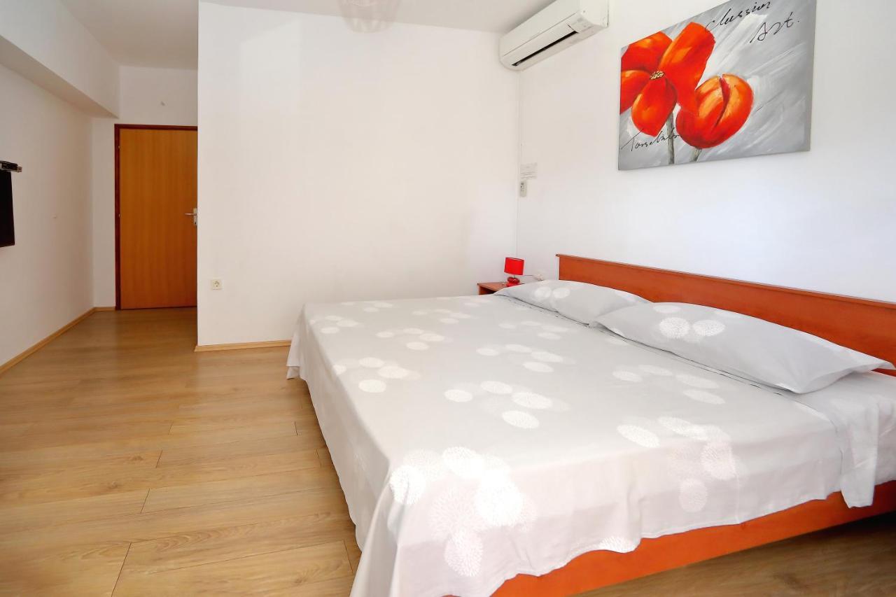Apartmani Bruno 比比涅 外观 照片