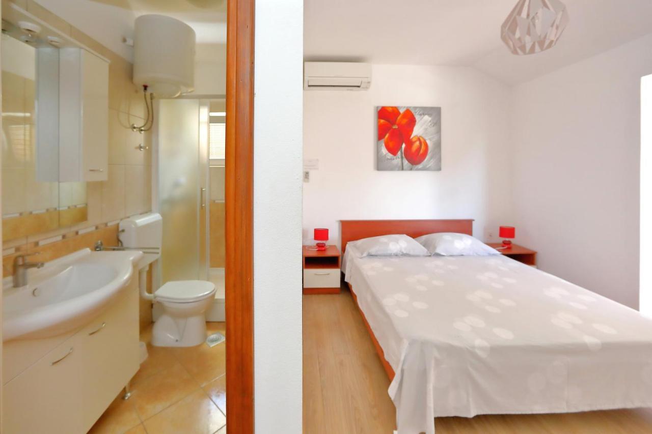 Apartmani Bruno 比比涅 外观 照片
