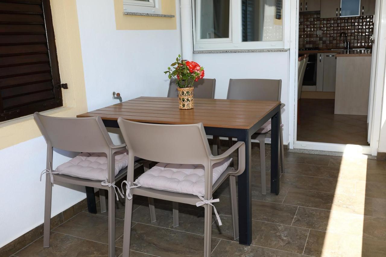 Apartmani Bruno 比比涅 外观 照片